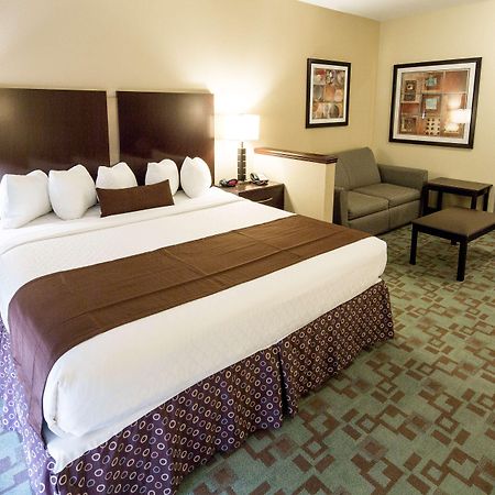 Best Western Plus Eastgate Inn & Suites Wichita Eksteriør billede