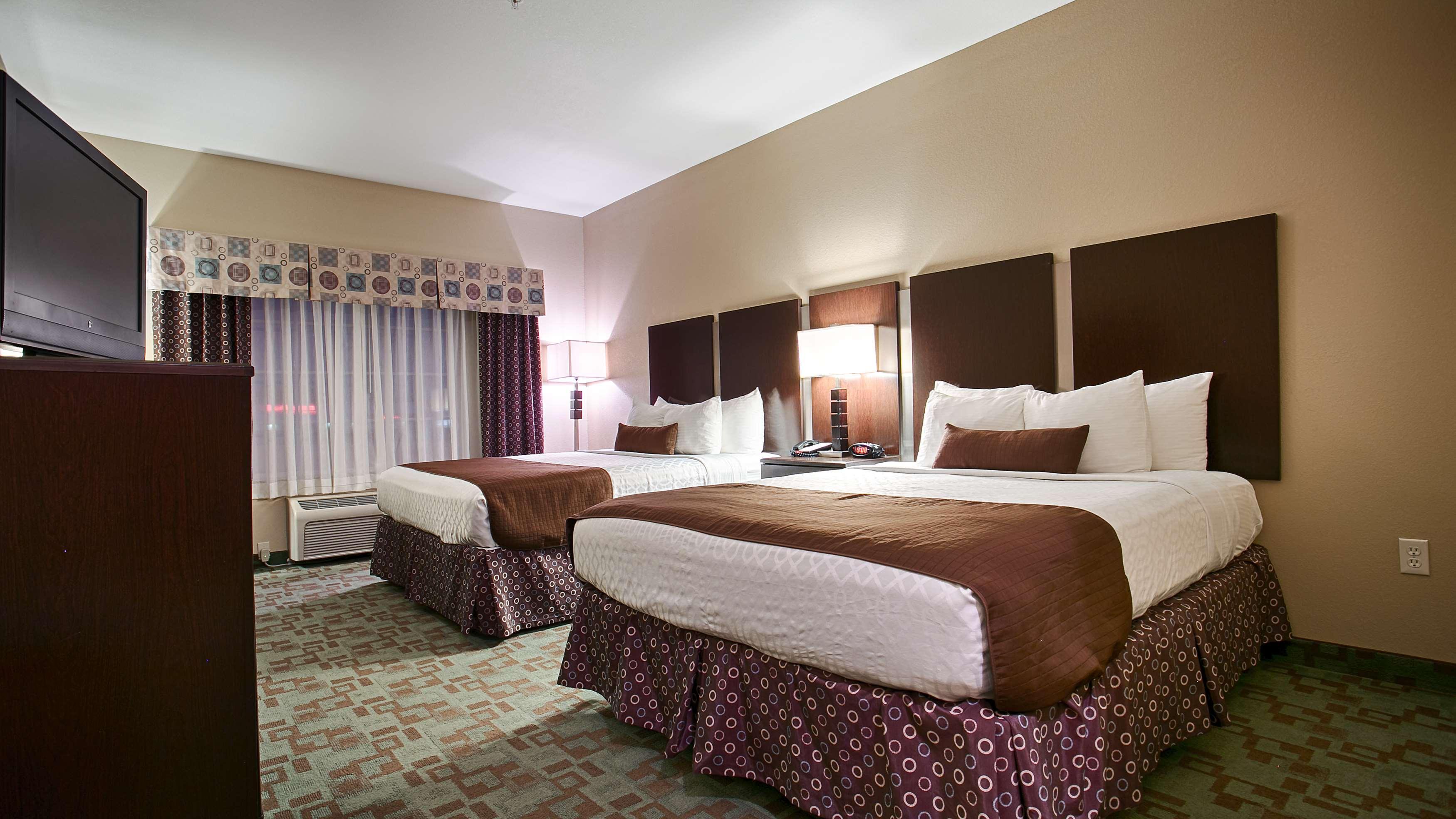 Best Western Plus Eastgate Inn & Suites Wichita Eksteriør billede