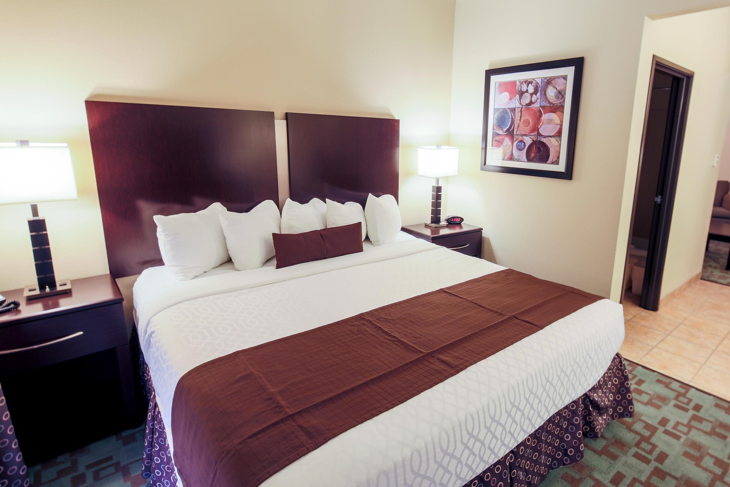 Best Western Plus Eastgate Inn & Suites Wichita Eksteriør billede