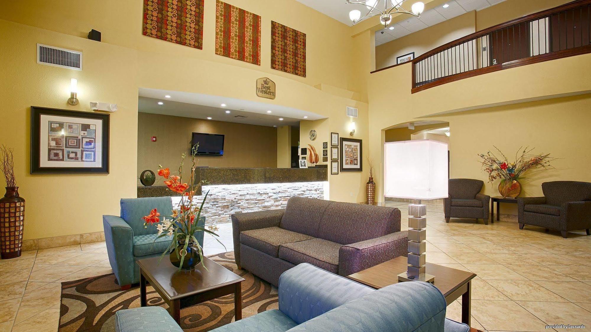 Best Western Plus Eastgate Inn & Suites Wichita Eksteriør billede