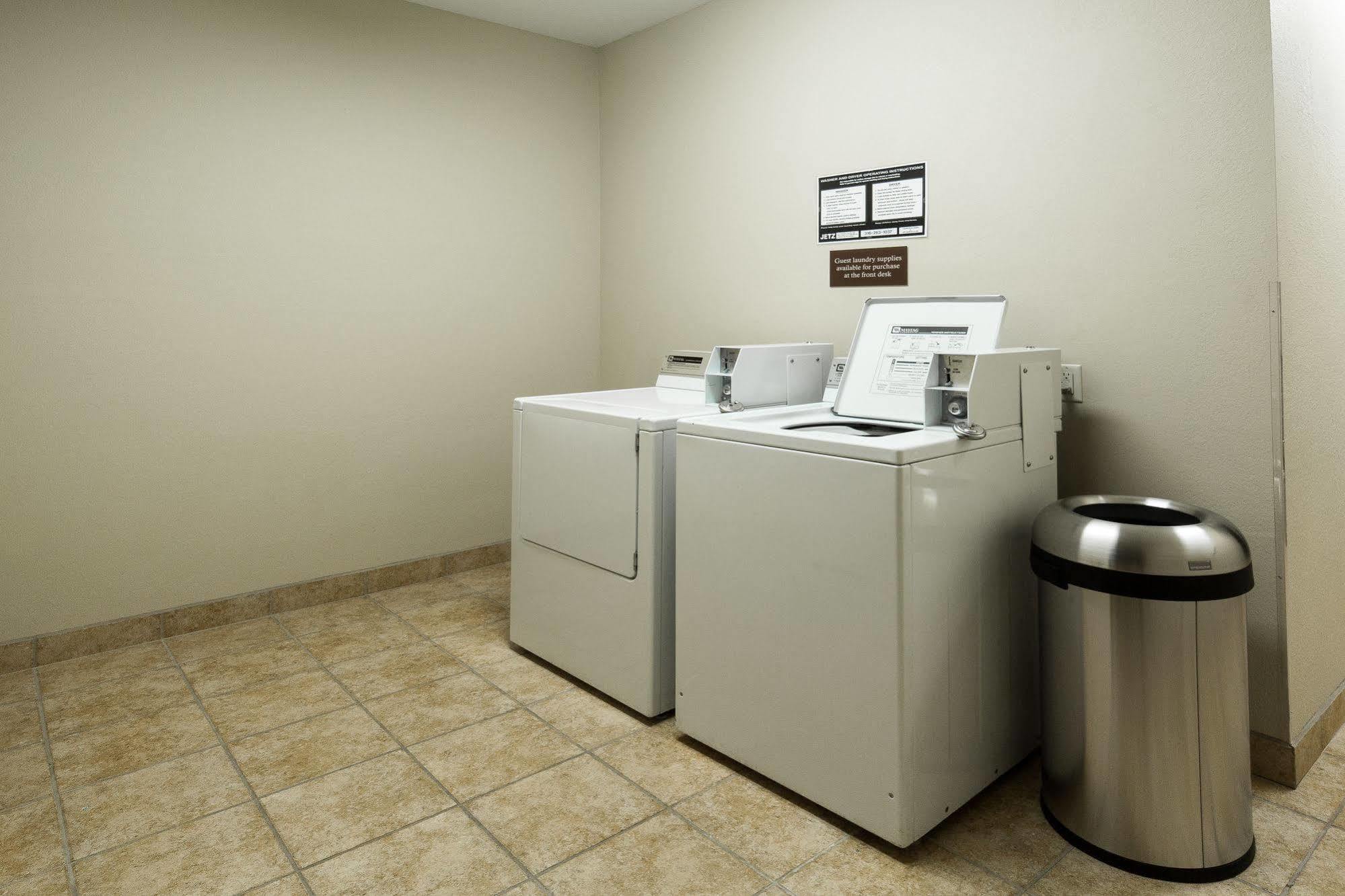 Best Western Plus Eastgate Inn & Suites Wichita Eksteriør billede