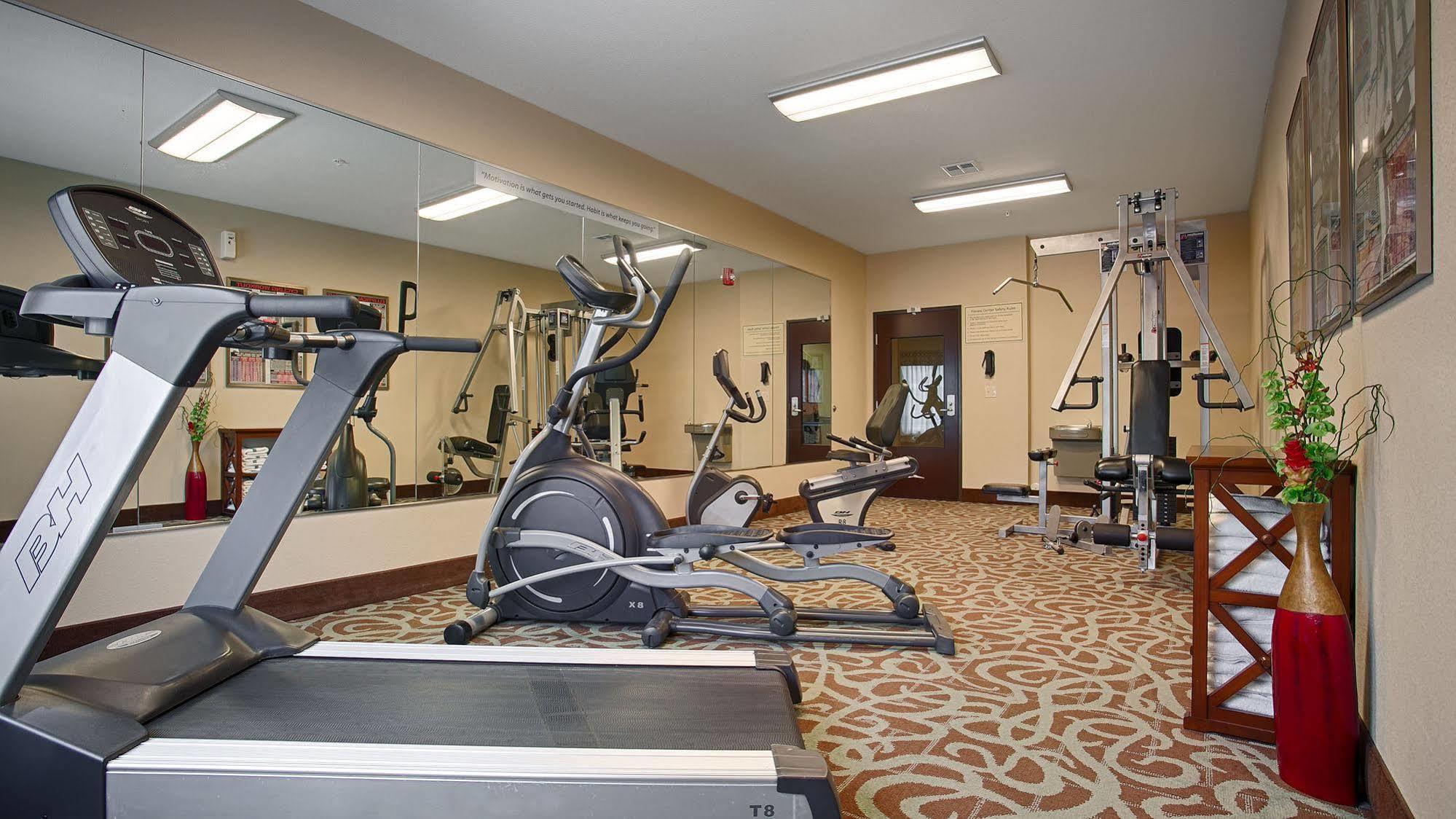 Best Western Plus Eastgate Inn & Suites Wichita Eksteriør billede