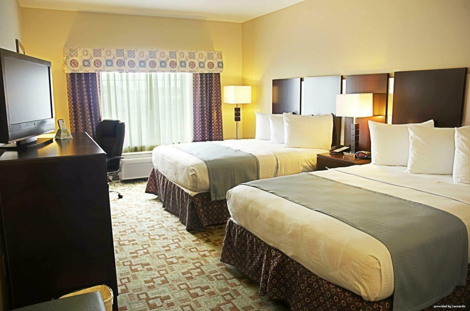 Best Western Plus Eastgate Inn & Suites Wichita Eksteriør billede