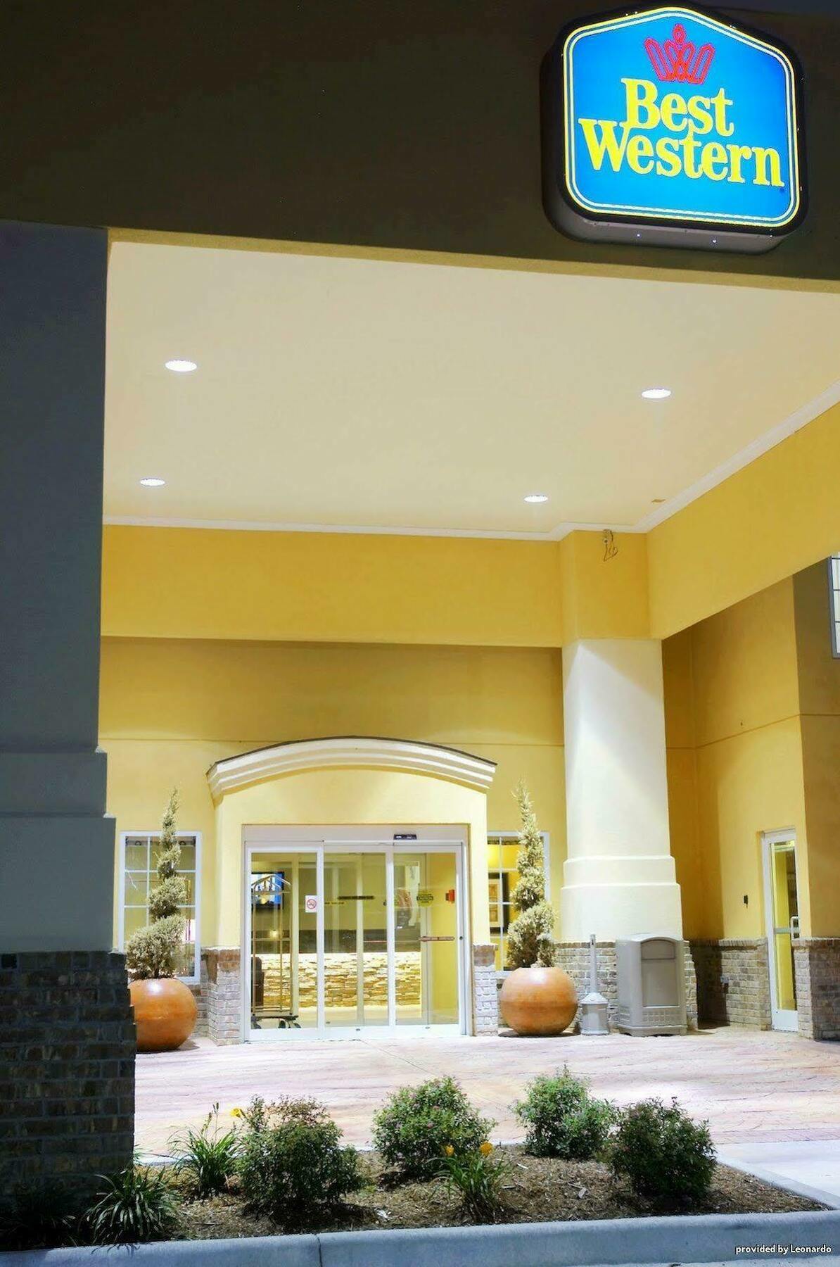 Best Western Plus Eastgate Inn & Suites Wichita Eksteriør billede